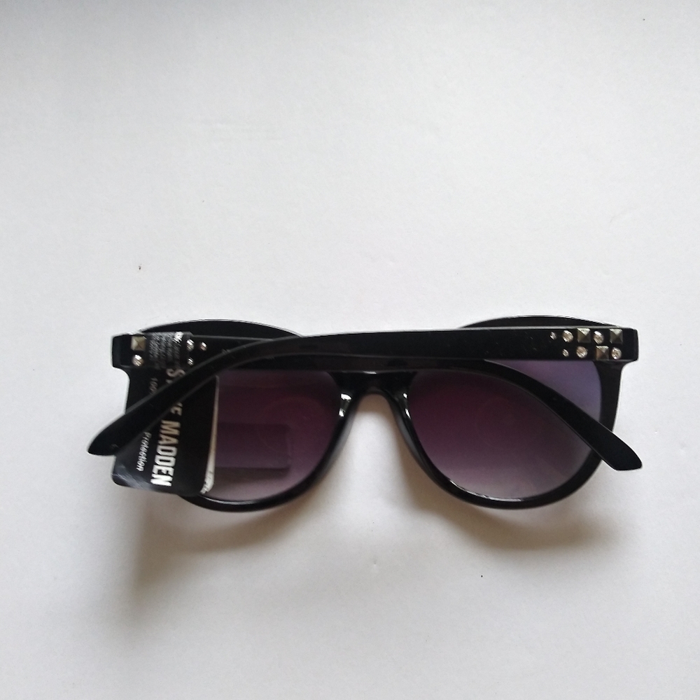 NWT STEVE MADDEN SUNGLASSES EYEWEAR ACCESSORY - Picture 3 of 3